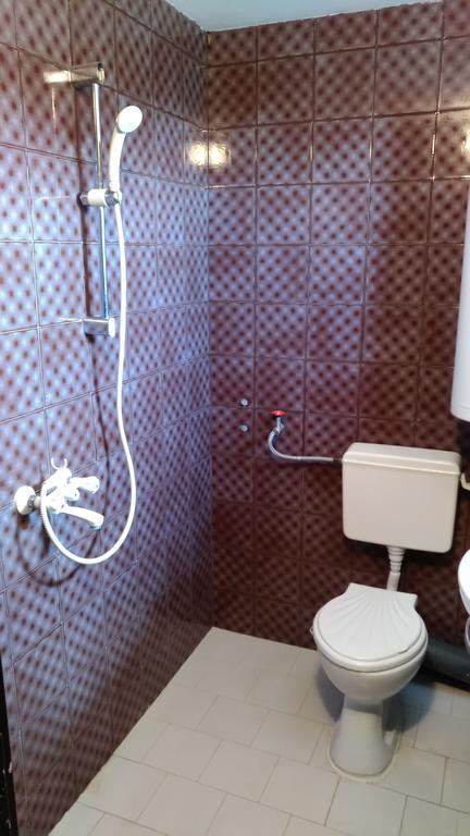 Hotel The Red House Koszarica Zewnętrze zdjęcie